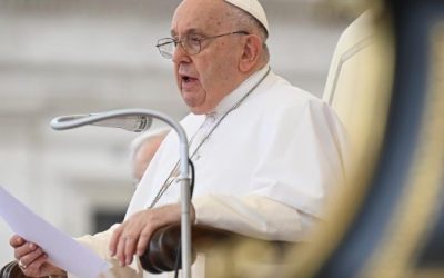 Lleven el Evangelio en el bolsillo, leerlo es importante: Papa Francisco
